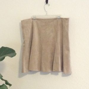 BCBGMAXAZRIA Tan Suede Skirt - Size L
